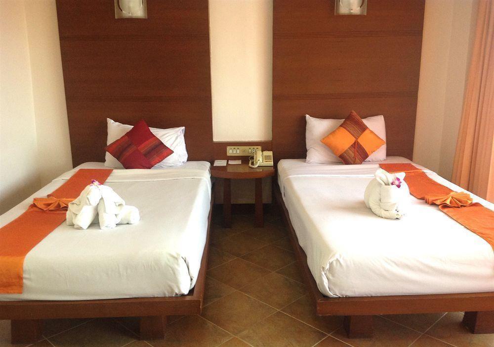 Oyo 447 Royal Express Hua Hin Hotel Exterior photo