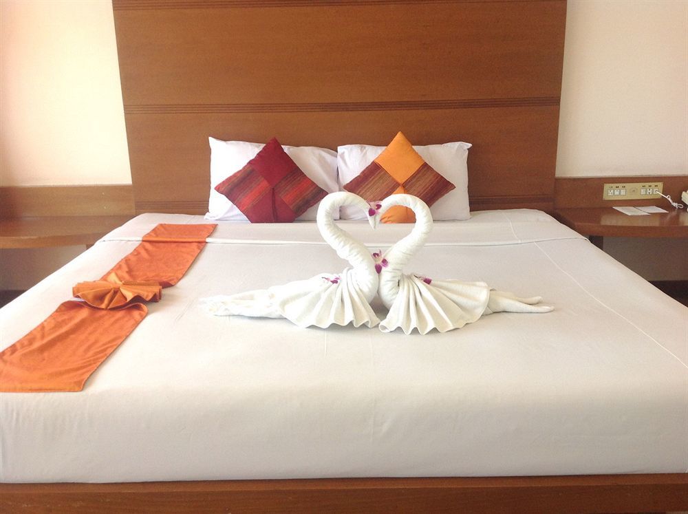 Oyo 447 Royal Express Hua Hin Hotel Exterior photo