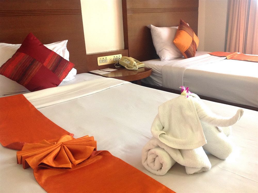 Oyo 447 Royal Express Hua Hin Hotel Exterior photo